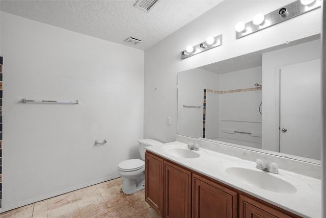 5240 Dexter, Rio Rancho, NM 87144