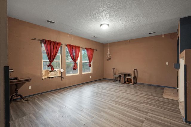 5240 Dexter, Rio Rancho, NM 87144