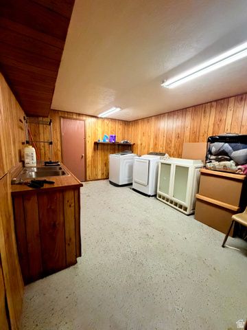 2029 W 4400 S, Roy, UT 84067