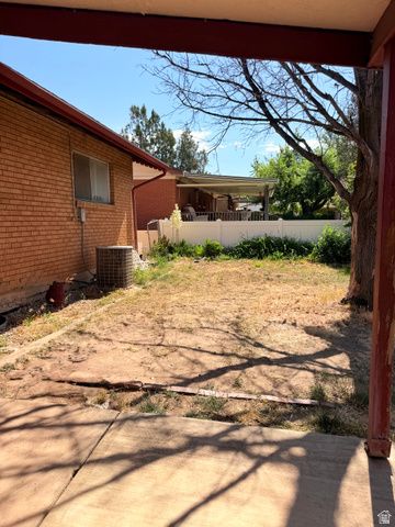 2029 W 4400 S, Roy, UT 84067
