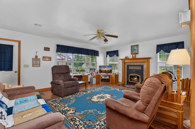 55430 E 298 Road, Monkey Island, OK 74331