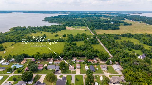 55430 E 298 Road, Monkey Island, OK 74331