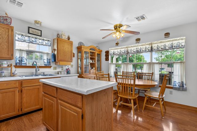 55430 E 298 Road, Monkey Island, OK 74331