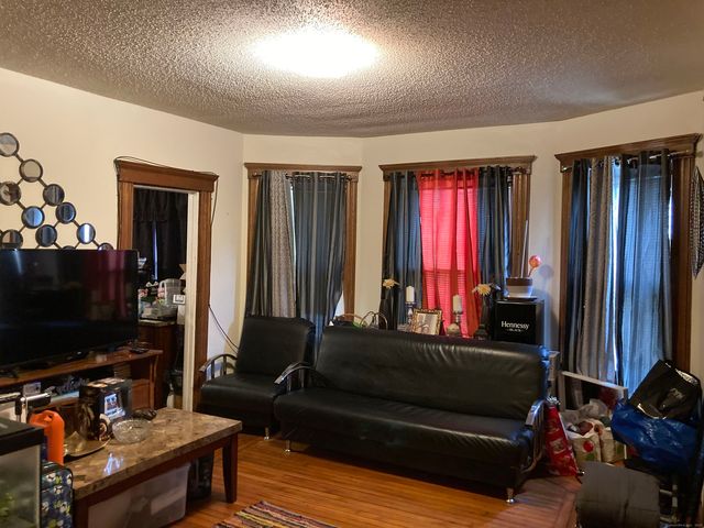 225 Winthrop Avenue, New Haven, CT 06511