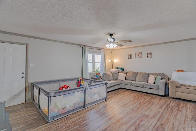 995 Greene 914 Road, Paragould, AR 72450