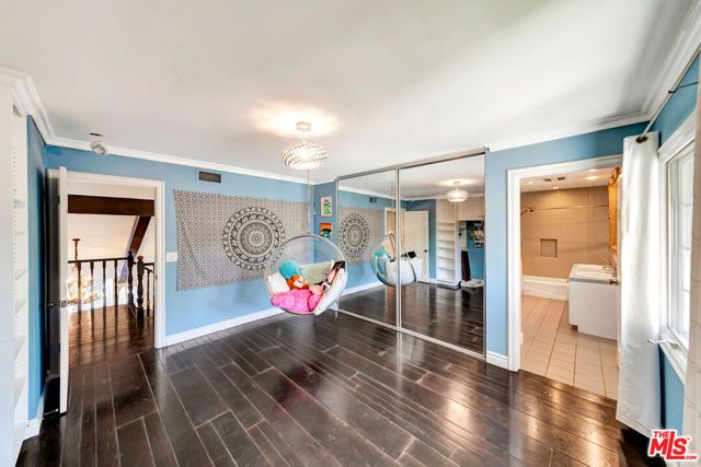 5441 Calvin Avenue, Tarzana (los Angeles), CA 91356