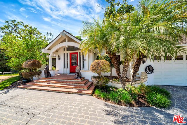 5441 Calvin Avenue, Tarzana (los Angeles), CA 91356