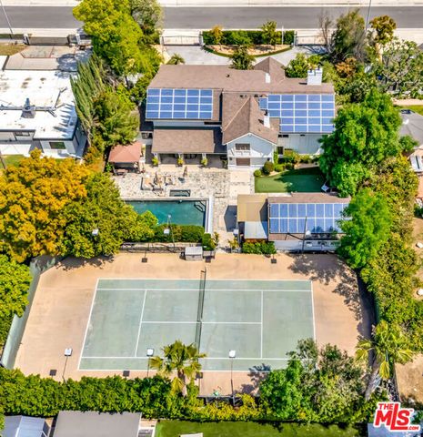 5441 Calvin Avenue, Tarzana (los Angeles), CA 91356