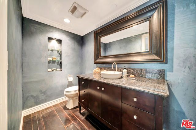 5441 Calvin Avenue, Tarzana (los Angeles), CA 91356