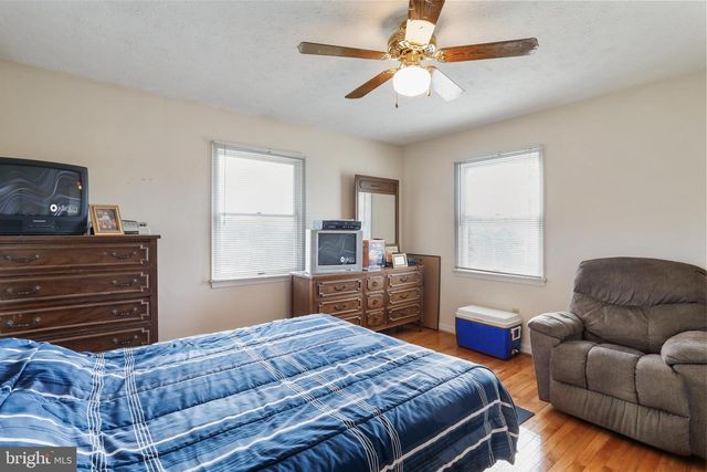 201 REBEL HILL DR, Augusta, WV 26704