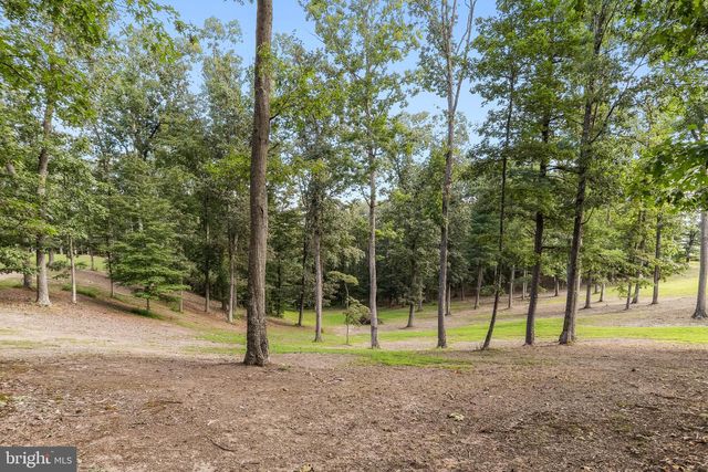 201 REBEL HILL DR, Augusta, WV 26704