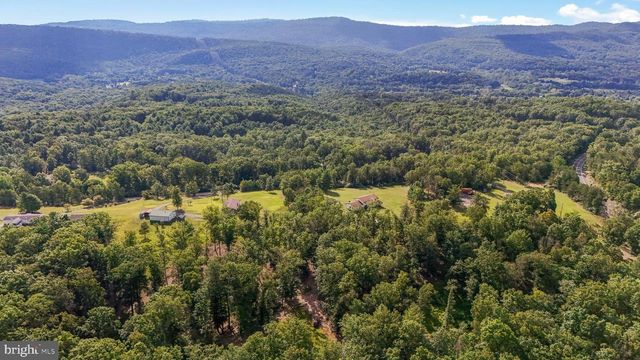 201 REBEL HILL DR, Augusta, WV 26704