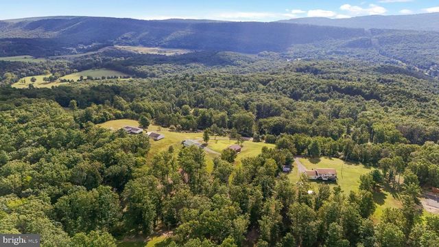 201 REBEL HILL DR, Augusta, WV 26704