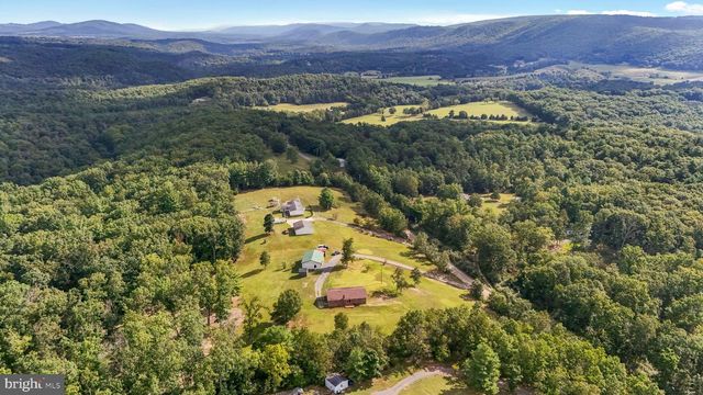 201 REBEL HILL DR, Augusta, WV 26704