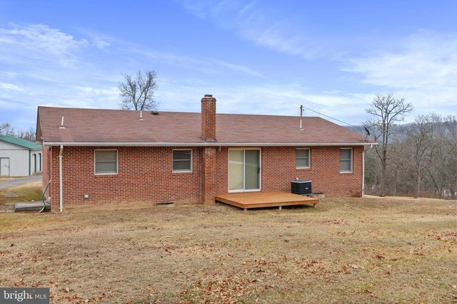 201 REBEL HILL DR, Augusta, WV 26704