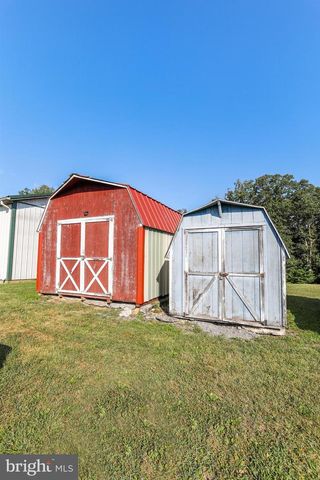 201 REBEL HILL DR, Augusta, WV 26704