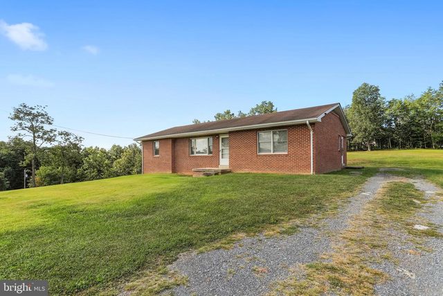 201 REBEL HILL DR, Augusta, WV 26704