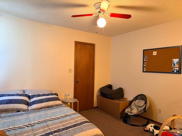 825 Mission Avenue, Manhattan, KS 66502