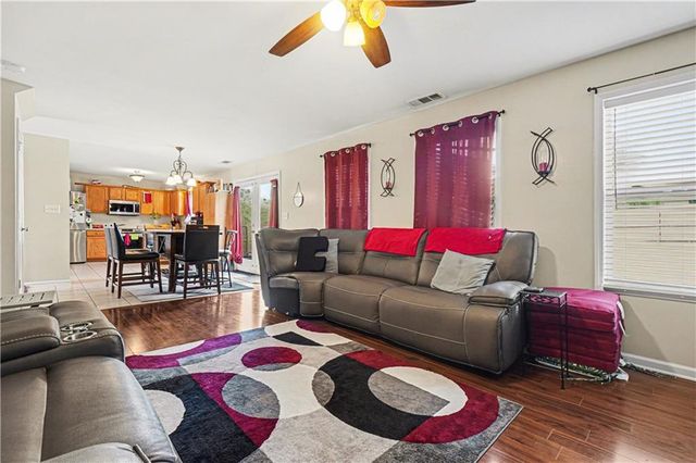 207 Logan Creek Lane, Dallas, GA 30132