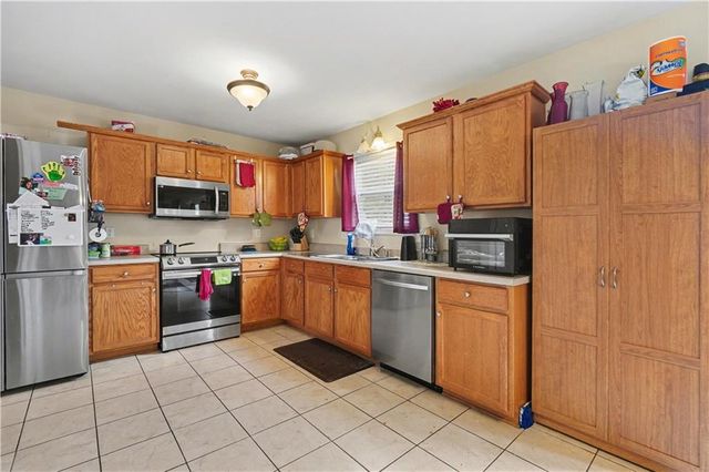 207 Logan Creek Lane, Dallas, GA 30132