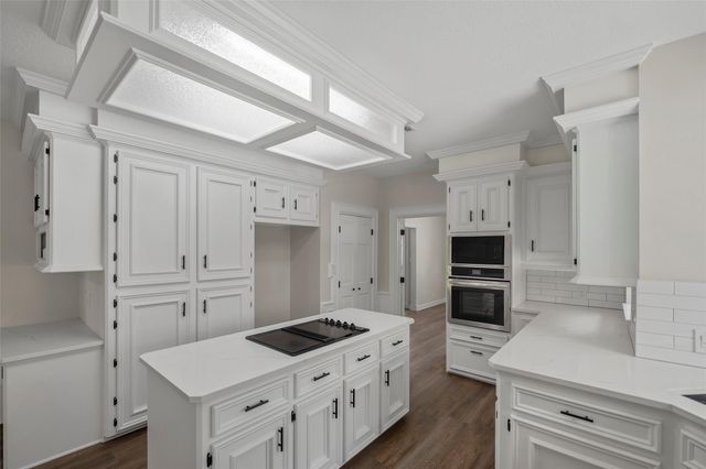 6786 Kestrel Court, Houston, TX 77069