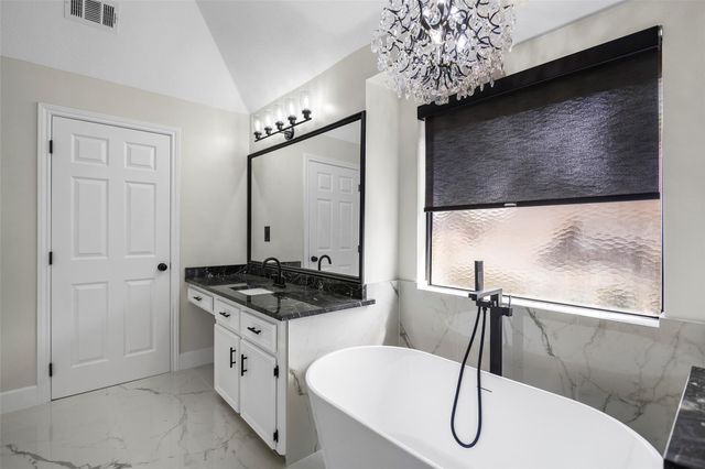 6786 Kestrel Court, Houston, TX 77069