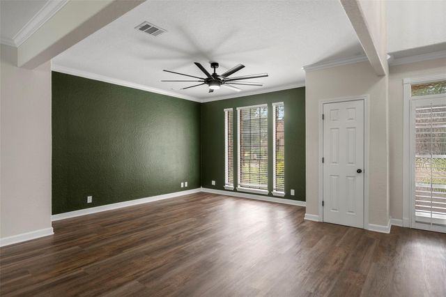 6786 Kestrel Court, Houston, TX 77069