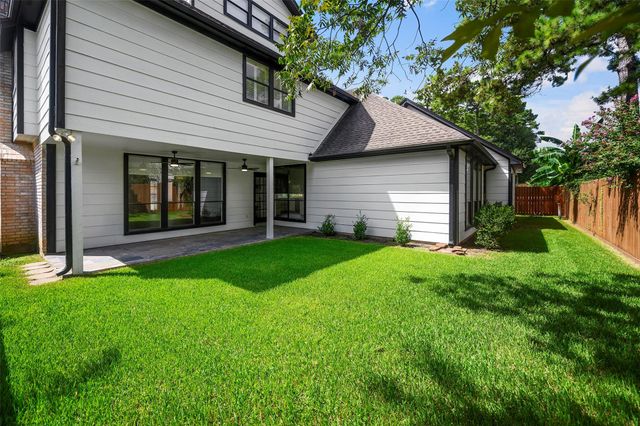 6786 Kestrel Court, Houston, TX 77069