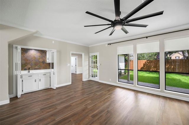 6786 Kestrel Court, Houston, TX 77069