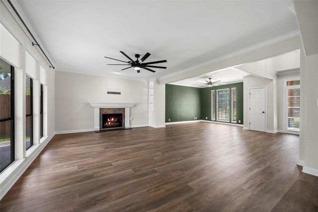 6786 Kestrel Court, Houston, TX 77069