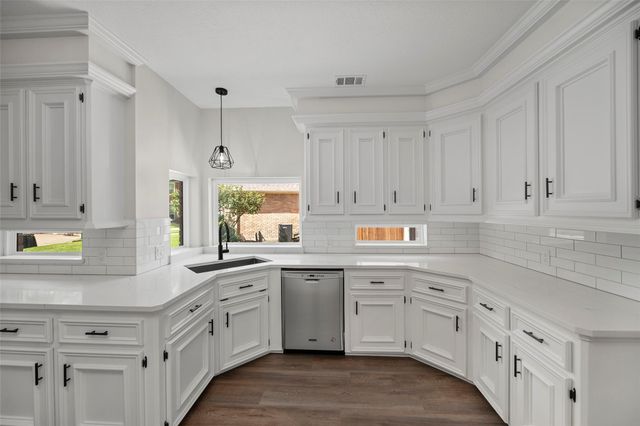 6786 Kestrel Court, Houston, TX 77069