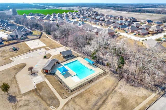 1514 San Carlos Drive, Van Alstyne, TX 75495