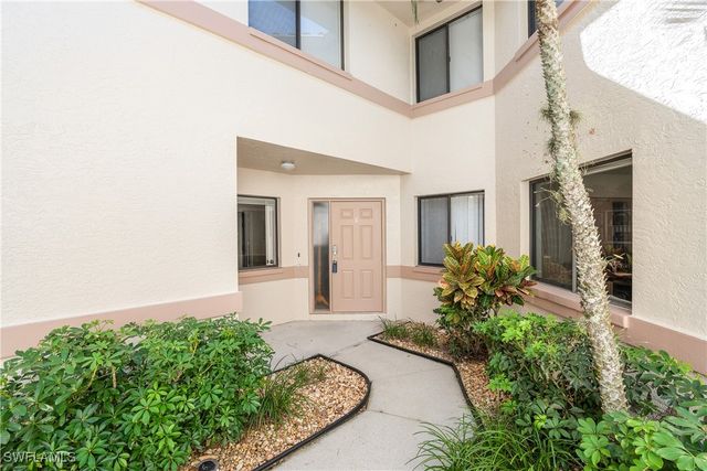 47 Bennington DR 8-6, Naples, FL 34104