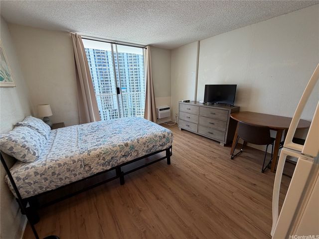 1920 Ala Moana Boulevard 1414, Honolulu, HI 96815