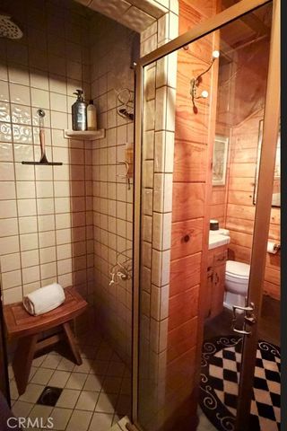 24214 Zurich, Crestline, CA 92325