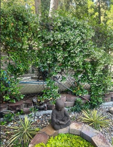 24214 Zurich, Crestline, CA 92325