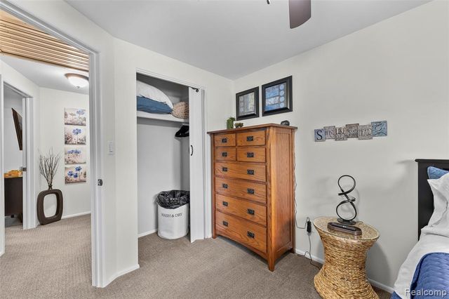 31602 Madison Avenue, Madison Heights, MI 48071
