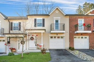 19 Gregg Ct, Newton Town, NJ 07860