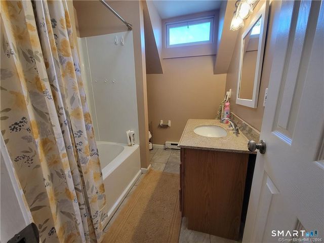 261 Willow Street 2, Waterbury, CT 06710
