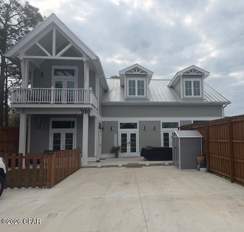 210 Twin Lakes Drive, Panama City Beach, FL 32413