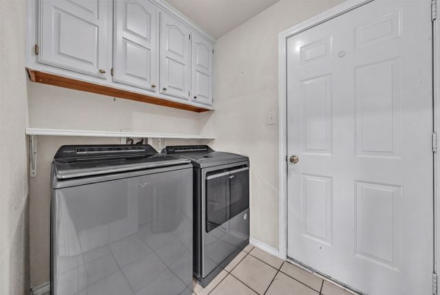 1557 Woodbee Court, Azle, TX 76020