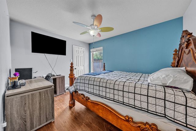 1557 Woodbee Court, Azle, TX 76020