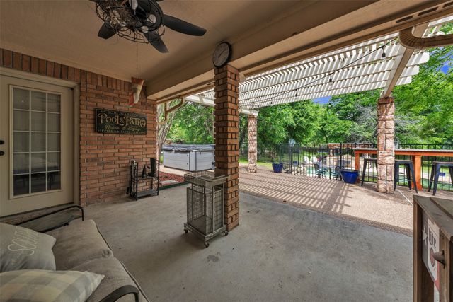 1557 Woodbee Court, Azle, TX 76020