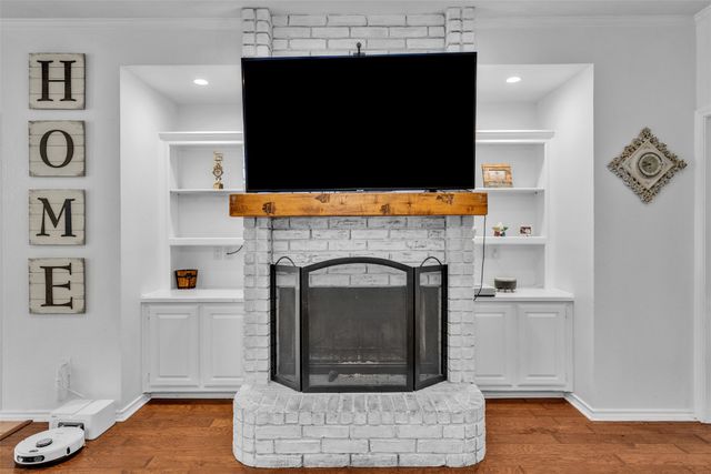 1557 Woodbee Court, Azle, TX 76020