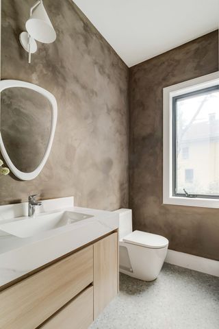 19-21 Maple Park 1, Newton, MA 02459