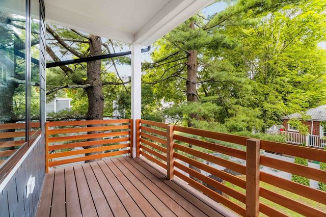 19-21 Maple Park 1, Newton, MA 02459