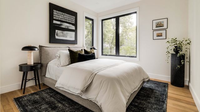 19-21 Maple Park 1, Newton, MA 02459