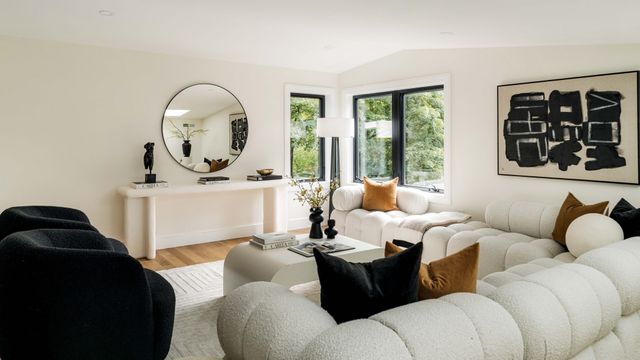 19-21 Maple Park 1, Newton, MA 02459
