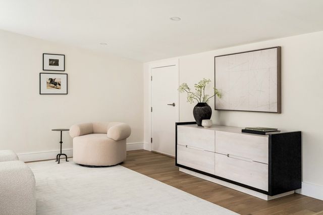 19-21 Maple Park 1, Newton, MA 02459
