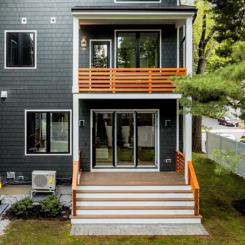 19-21 Maple Park 1, Newton, MA 02459